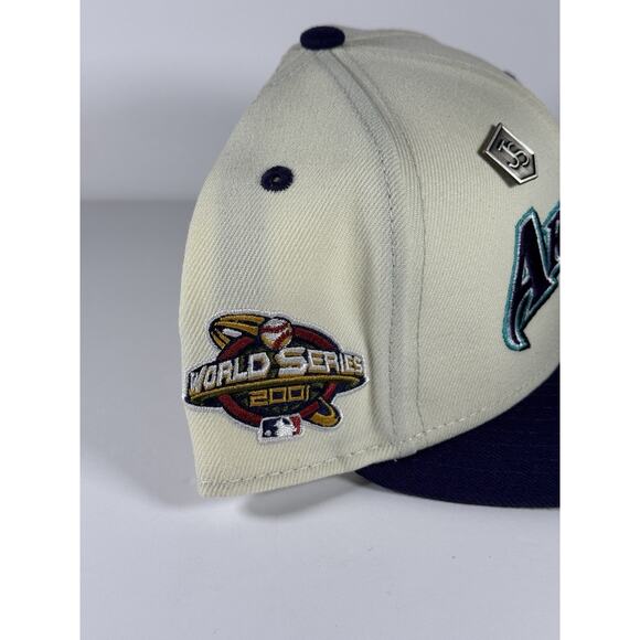 New Era Arizona Diamondbacks 59Fifty Fitted Hat 2001 World Series, Size 7 1/4 - Picture 5 of 10